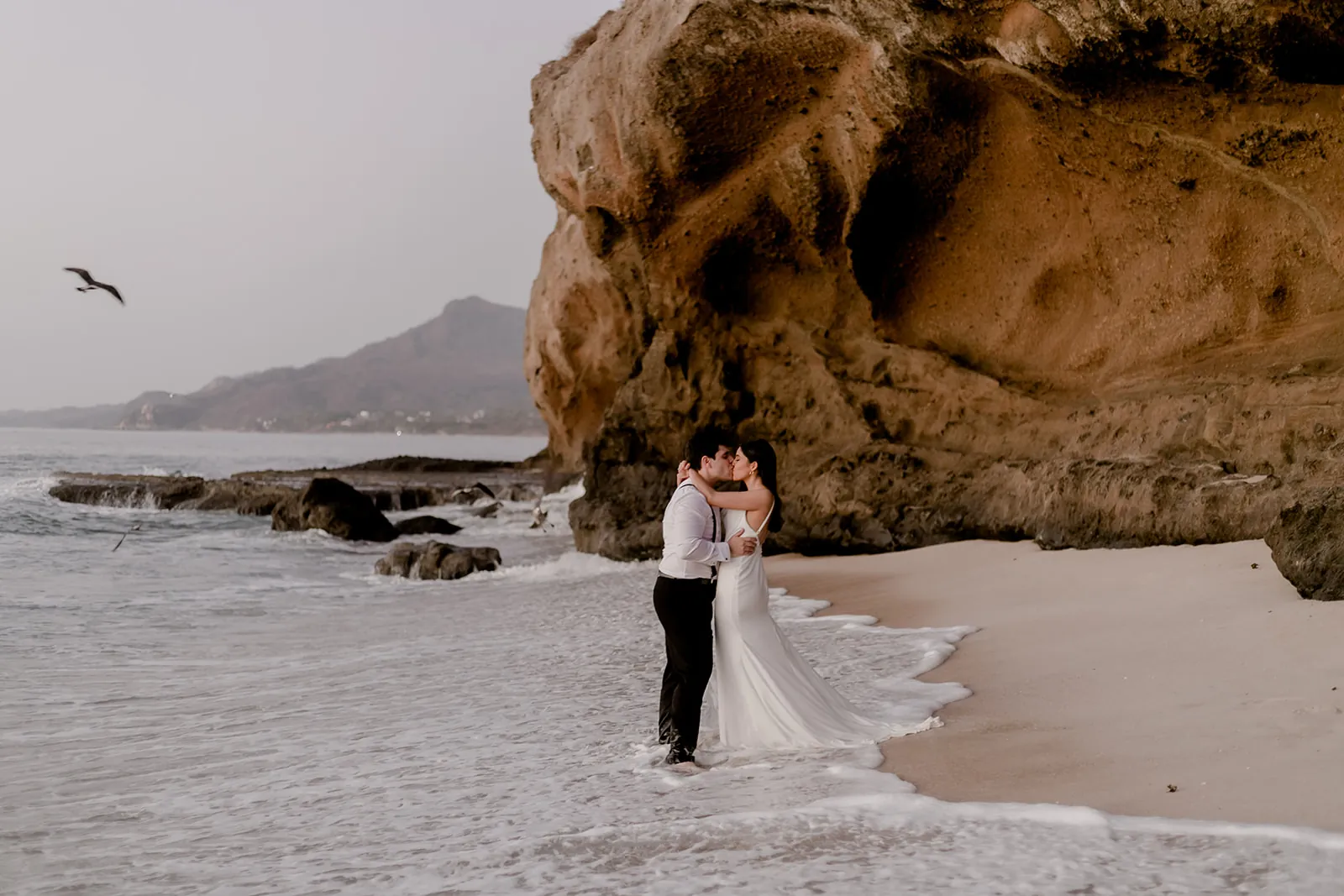 Diana & Edgar — floral scenography by Áurea 1618, Riviera Nayarit
