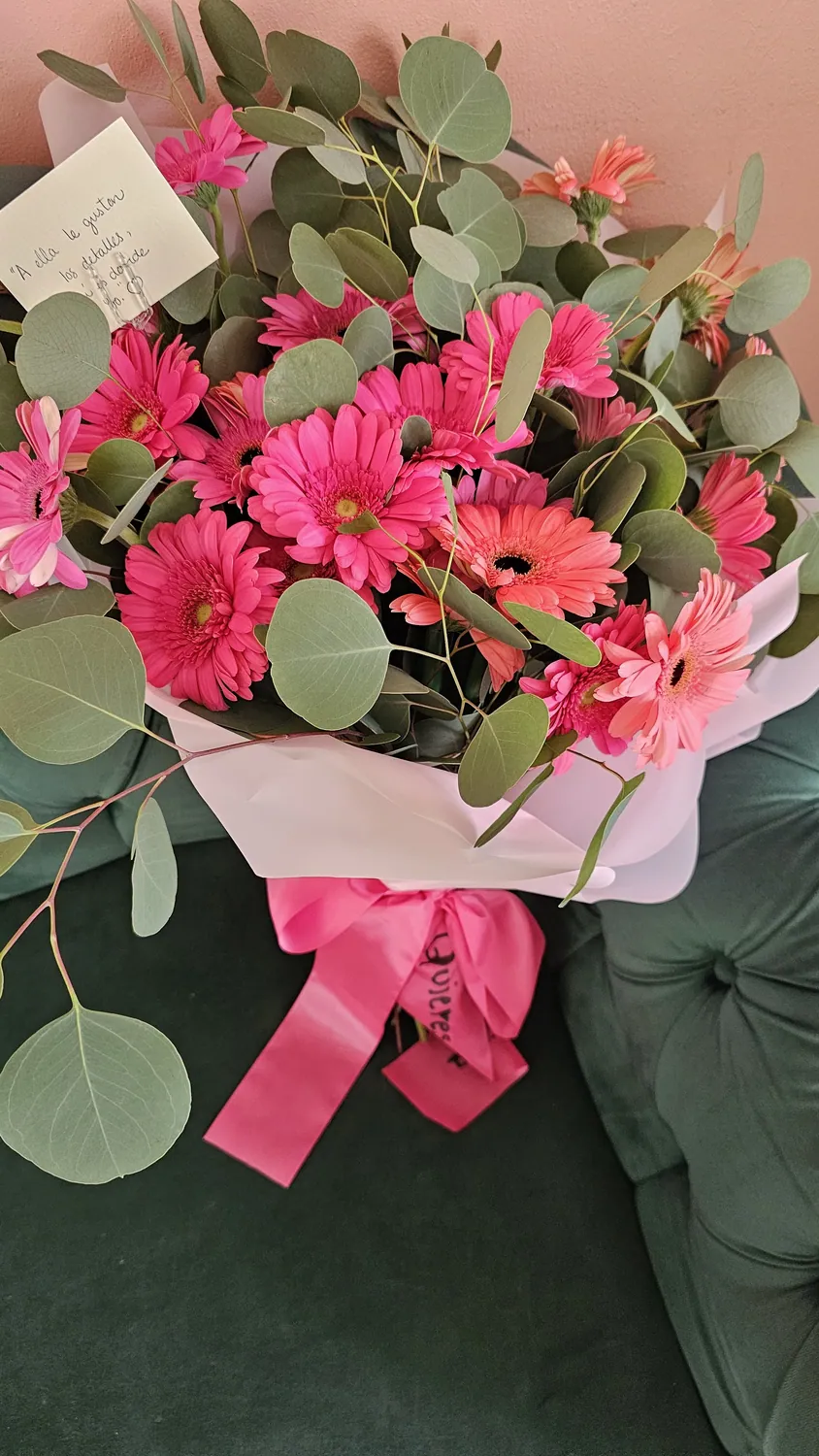 Rosados y peonías — arreglo floral RS-03 de Áurea 1618