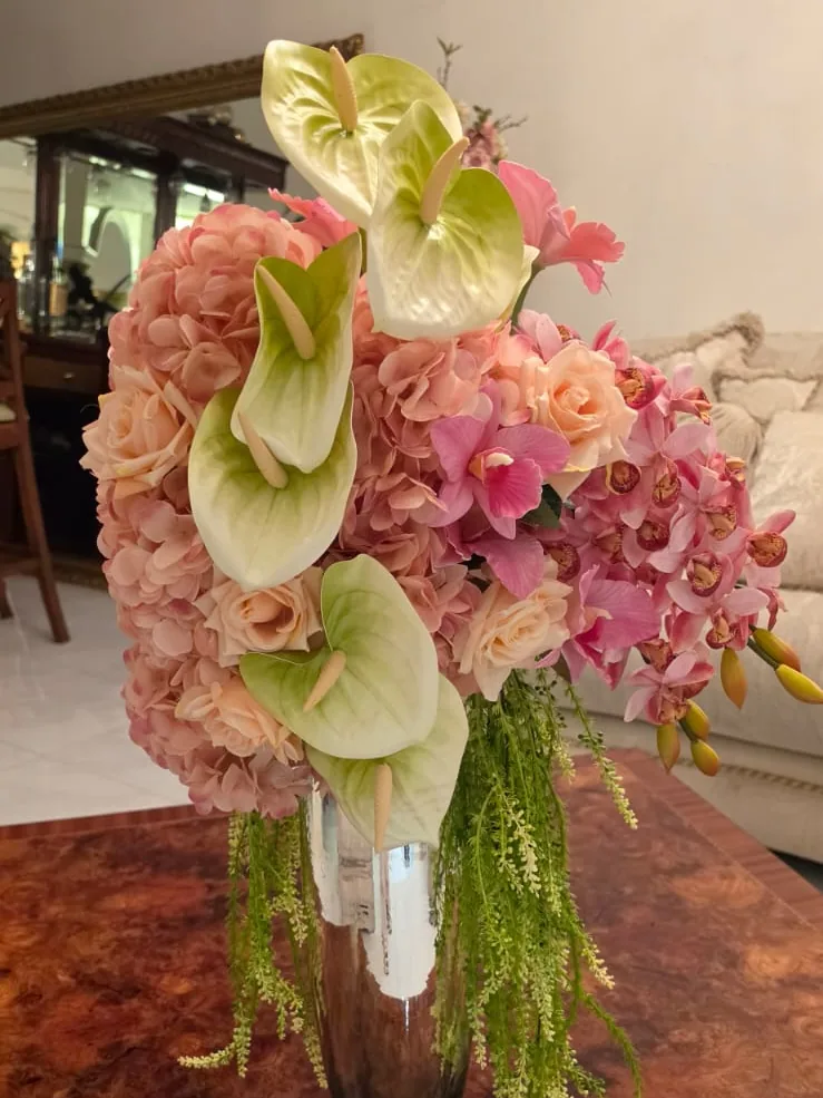 Rosados y peonías — arreglo floral RS-09 de Áurea 1618